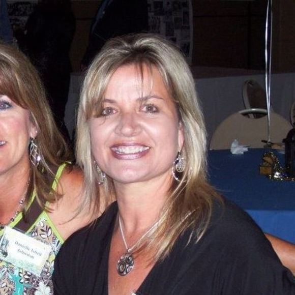 Meet your Posher, Tami - Picture 1 of 1